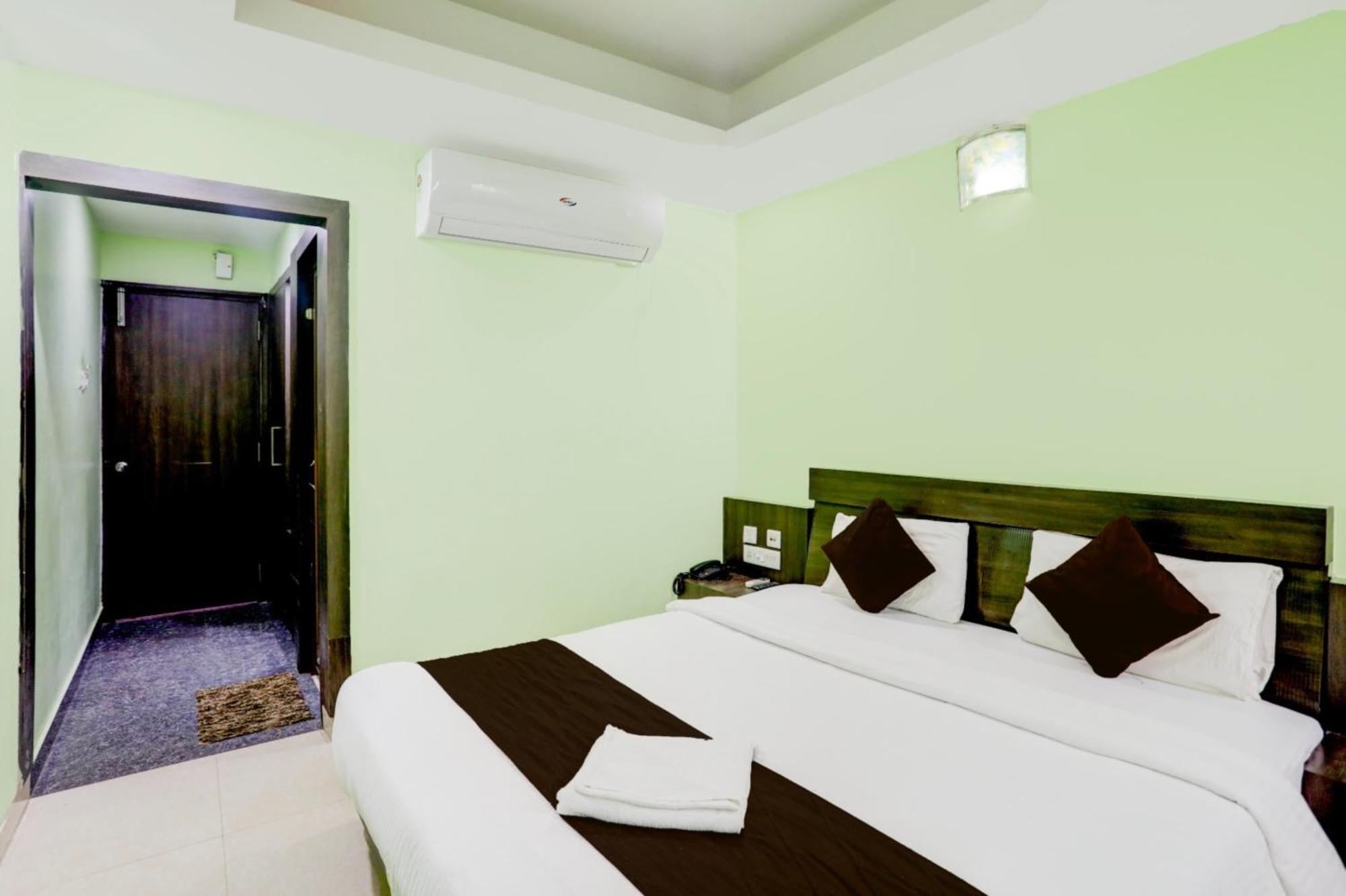Deep Ganga Inn Near Sea Beach By Morservices Puri Kültér fotó